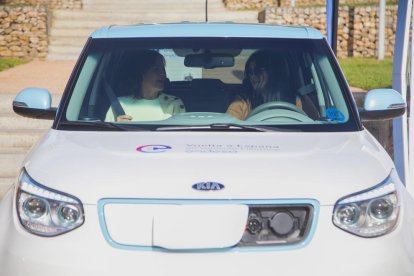 Volta a Espanya en vehicle elèctric a Tarragona amb Endesa i Samantha Vallejo-Nagera