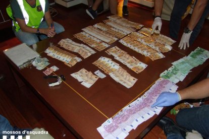 Detingudes sis persones per tràfic de marihuana en dues naus de Vila-seca