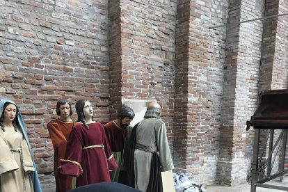 El misterio del Santo Enterrament ya luce en la Bienal de Venecia