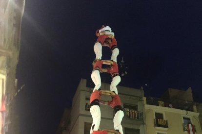 La pluja sentencia la Diada Nacional a Valls