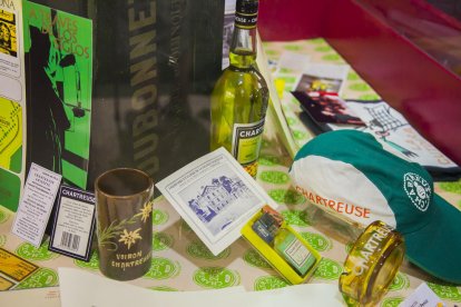 Una exposición recuerda los veinticinco años de la aparición de la 'mamadeta' en Tarragona