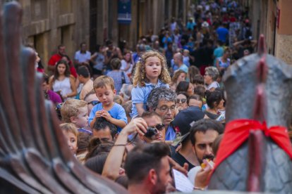 Xumets, ball de gralles infantil i música a la fresca a la plaça De la Font