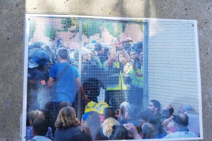 Tarragona conmemora el aniversario del 1-O