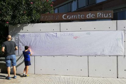 Tarragona conmemora el aniversario del 1-O