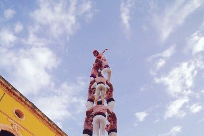 Tripleta rosada a la diada de les Cultures d'Altafulla
