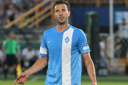 El central Noguera i Berat Sadik arriben a Tarragona per tancar la plantilla