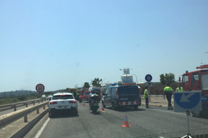 Un motorista herido muy grave en un choque con una ambulancia en Vila-seca