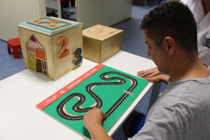 Estudiantes de Fisioterapia de la URV crean materiales para terapia ocupacional y cognitiva