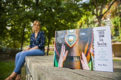 Laia Díaz, periodista, llibre, Santa Tecla