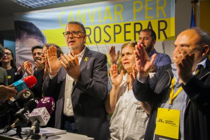 Ballesteros (PSC) gana en votos pero Ricomà (ERC) iguala a los siete concejales