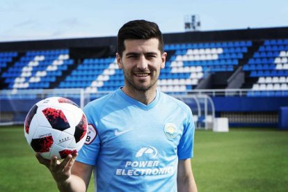 La banda izquierda viene de Ibiza