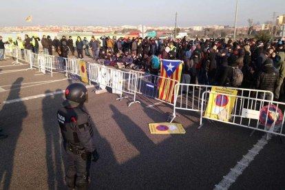 Cortes en las carreteras tarraconenses por la huelga del 21-F