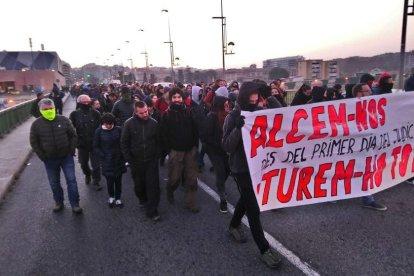 Cortes en las carreteras tarraconenses por la huelga del 21-F