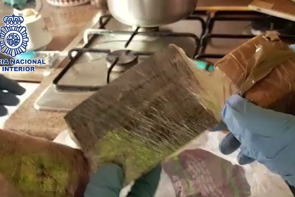 Desarticulan un grupo criminal de narcotraficantes a Reus, Huesca y Zaragoza