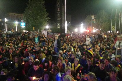 Les espelmes envaeixen la Imperial Tarraco per rebutjar la sentència del Suprem