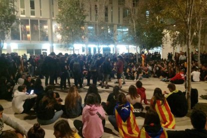 Imagen de la asamblea abierta en el Campus Catalunya.
