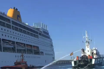 El Port de Tarragona acull un simulacre d'explosiu a un creuer