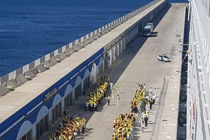El Port de Tarragona acull un simulacre d'explosiu a un creuer