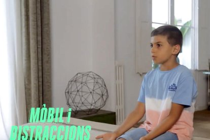 Els nens explicant com condueixen realment els pares, nova campanya de Trànsit