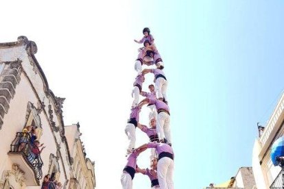 L'Arboç revalida els deu pisos i suma el castell sense folre