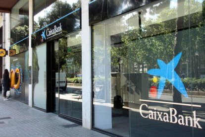 Caixabank gana 1.266 MEUR hasta septiembre
