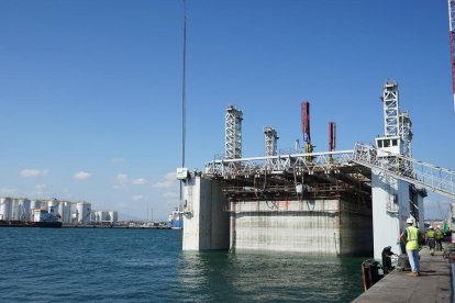 El Port de Tarragona ja ha superat la fabricació del 50% dels caixons del Moll de Balears