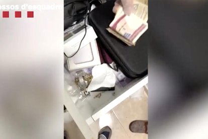 Desarticulan un grupo criminal dedicado a los robos en domicilios de toda Cataluña