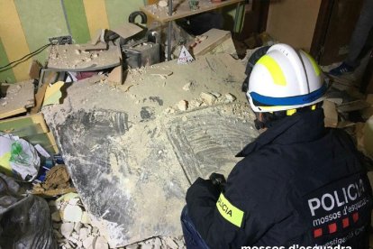 plancha metálica, torreforta, tonelada, explosión, canonja, iqoxe