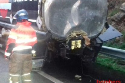 Transcat, camión gasóleo accidentado AP-7 Tarragona