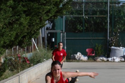 Vuelve la actividad en las piscinas con natación mediante cita previa