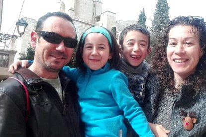Teletreballar amb nens a casa, un repte per a les famílies durant el confinament