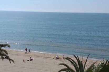 Nens i nenes omplen els carrers de Tarragona en el primer dia de desconfinament de menors de 14 anys