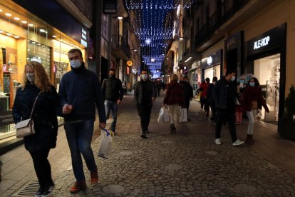 Los comerciantes de Reus encaran las ventas de Navidad con ilusión