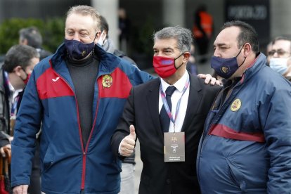 Joan Laporta vuelve a la presidencia del Barça barriendo a Font y a Freixa