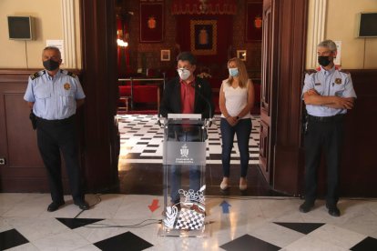 Tarragona abrirá las playas por Sant Joan pero no se permitirán hogueras ni grupos de más de diez personas