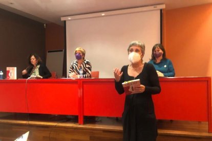 'Eros' con todas sus letras