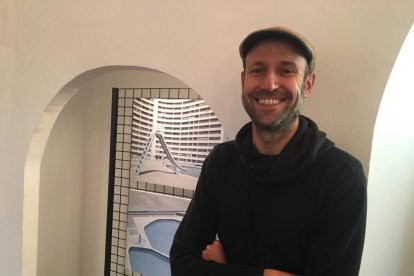 Una mirada sobre el monstre adormit