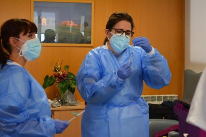 La Teresa Soria, la primera vacunada contra la covid-19 al Camp de Tarragona