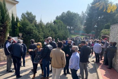 Caminada multitudinària a Boscos contra les ocupacions