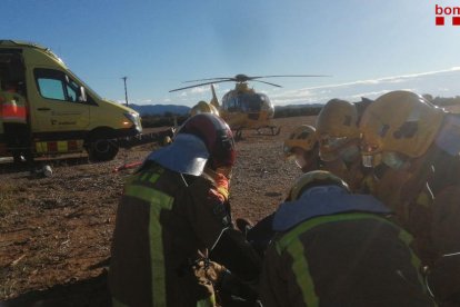 Dos heridos después de chocar un tractor y un camión en la TV-3319 en Ulldecona