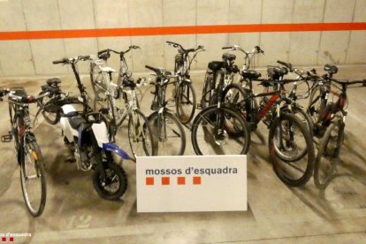 Pillado un vecino de Riudoms para vender los objetos que robaba en una web de compraventa