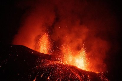 La erupción del volcán de la Palma cumple un mes con 763 hectáreas afectadas