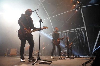 Los Café Quijano llenan de música el paseo Jaime I de Salou