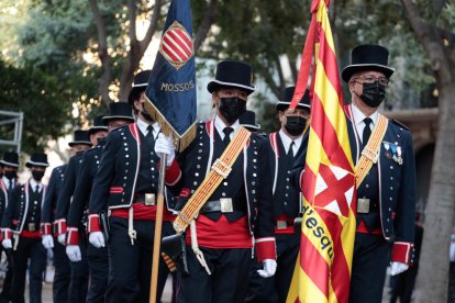 Institucions, partits i entitats reten homenatge a Rafael Casanova en la tradicional ofrena floral per la Diada a Barcelona