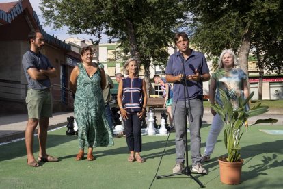 Ja està en marxa la zona de jocs davant el Mercat de Torreforta