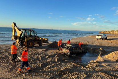 Los servicios municipales de Tarragona siguen trabajando para recuperar la normalidad después de los fuertes aguaceros