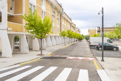 Finalitza la renovació de la pavimentació del carrer Jaume I i la zona del mercat a Constantí