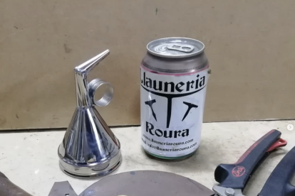 El artesano de los embudos con más historia