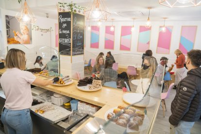 «Hemos tenido que cerrar temporalmente cuatro de las seis churrerías ambulantes»