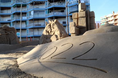 Vuit imatges icòniques de la història de l'art, protagonistes del 23è pessebre de sorra de la Pineda